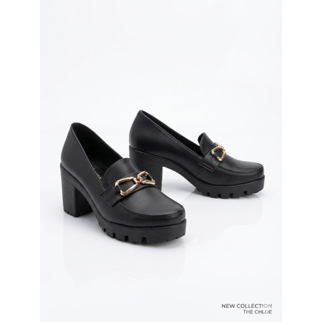 MOCASIN TACO ALTO NEGRO HEBILLA DORADA