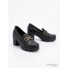 MOCASIN TACO ALTO NEGRO HEBILLA DORADA