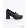 MOCASIN TACO ALTO NEGRO HEBILLA DORADA