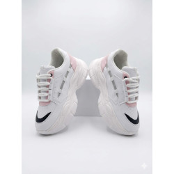PLATAFORMA DEPORTIVA COLOR BLANCO CON DETALLES