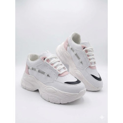 PLATAFORMA DEPORTIVA COLOR BLANCO CON DETALLES