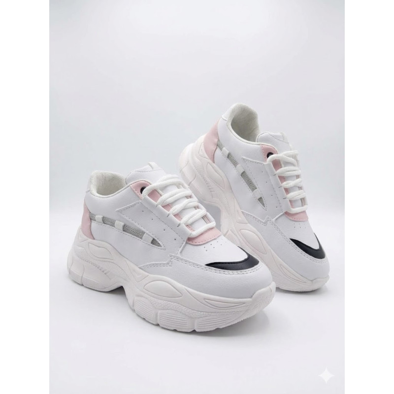 PLATAFORMA DEPORTIVA COLOR BLANCO CON DETALLES