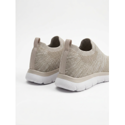 DEPORTIVO SIN CORDONES COLOR BEIGE