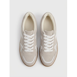 CLASICO PLANTA BAJA COLOR BEIGE DETALLES BLANCOS