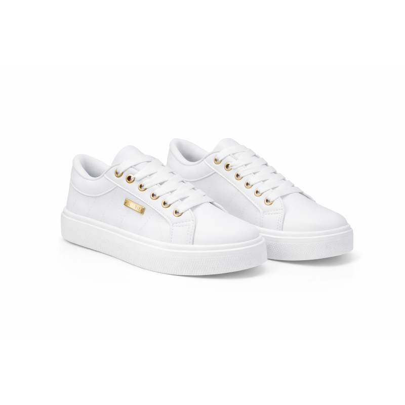 CLASICO BLANCO CON DETALLES DORADOS Y COSTURAS