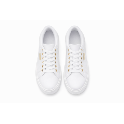 CLASICO BLANCO CON DETALLES DORADOS Y COSTURAS