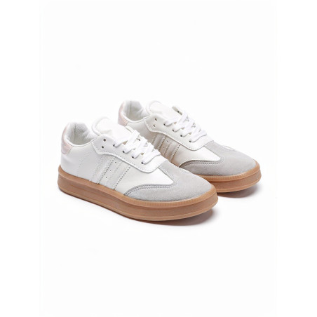 CLASICO ESTILO SAMBA COLOR BEIGE CON DETALLES DE BRILLO