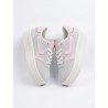 PLATAFORMA ESTILO SAMBA COLOR GRIS Y LINEAS ROSADAS