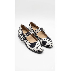 MARY JANE BAJO ANIMAL PRINT VACA BLANCO Y NEGRO
