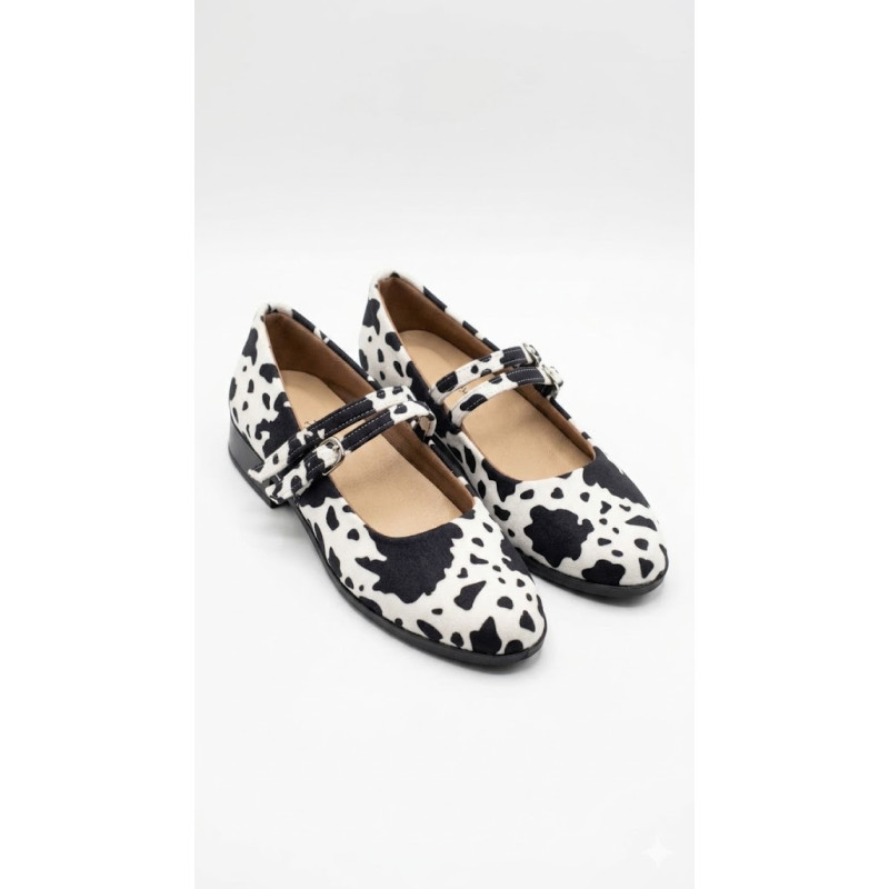 MARY JANE BAJO ANIMAL PRINT VACA BLANCO Y NEGRO
