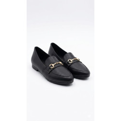 MOCASIN BAJO NEGRO PUNTON