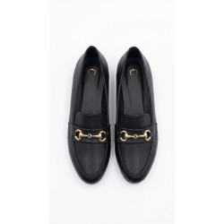 MOCASIN BAJO NEGRO PUNTON