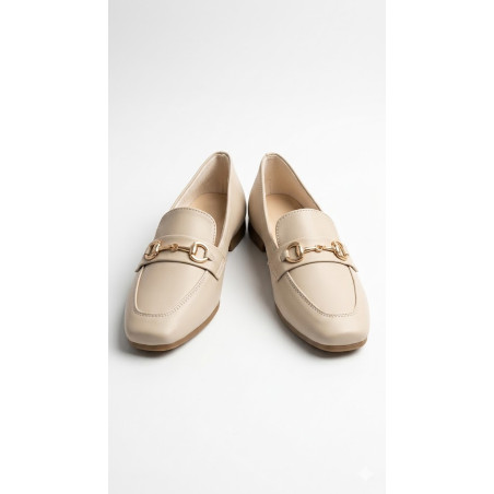 MOCASIN BAJO BEIGE PUNTA CUADRADA