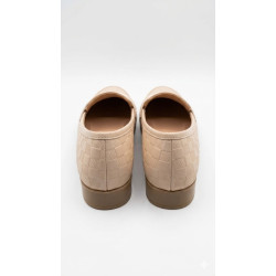 MOCASIN BEIGE BAJO DETALLE AL FRENTE