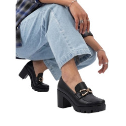 MOCASIN TACO ALTO NEGRO HEBILLA DORADA