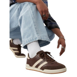 ESTILO SAMBA RETRO COLOR CAFE LINEAS CREMA