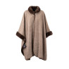PONCHO CON MANGAS Y DETALLE COSTURAS