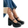 MARY JANE TACO ALTO COLOR NEGRO EN CHAROL