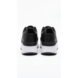 SNEAKER NEGRO PLANTA BLANCA ALTOS