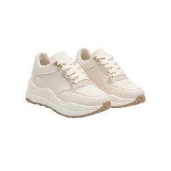 SNEAKER BEIGE BRILLOS EN PASADORES