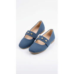 FLAT JEAN CON DETALLES EN LA CORREA