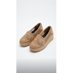 MOCASIN TEJIDO PLANTA MEDIA COLOR CAMEL